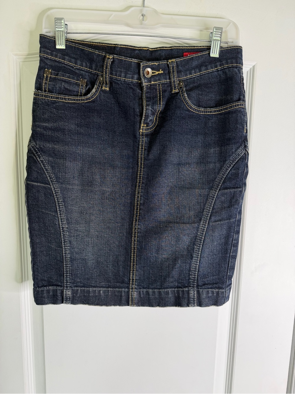 X2 Denim Laboratory Y2K Dark Wash Pencil Skirt. Size 0